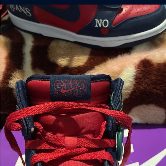 Nike dunks by any mean supreme dunk high blue navy red size9 used a couple times - Picture 8 of 10